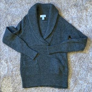 Grey, long sleeve sweater